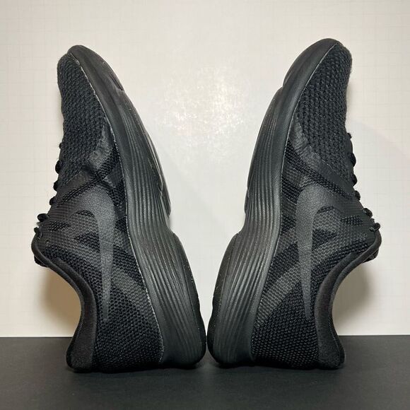 Womens NIKE Revolution 4 Triple Black Running Shoes / Size 10 - Picture 6 of 9